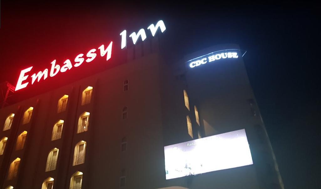 Embassy Inn, Karachi Bagian luar foto