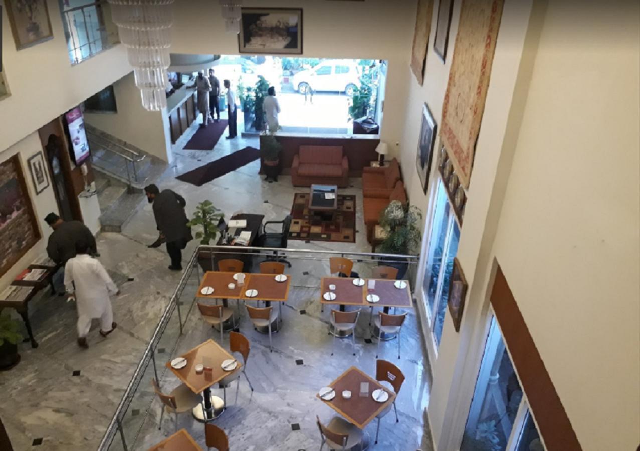 Embassy Inn, Karachi Bagian luar foto