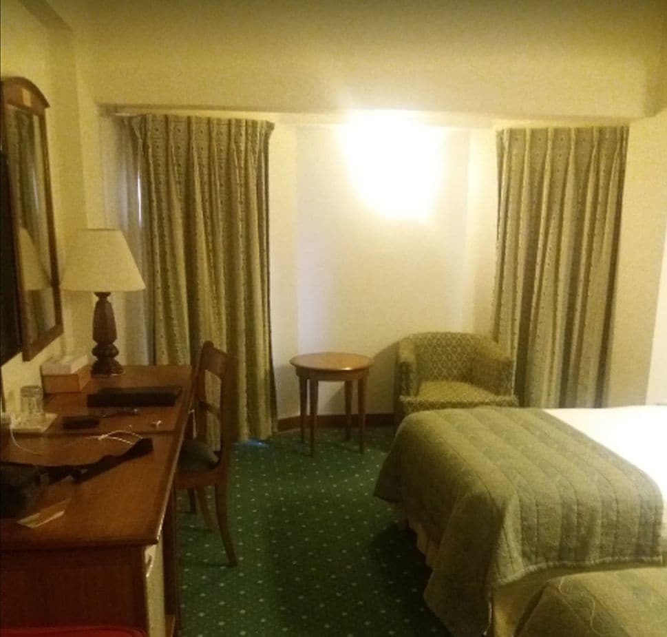 Embassy Inn, Karachi Bagian luar foto